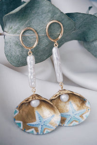 Gold starfish seashell earrings