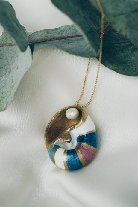 Idy sea snail chain necklace