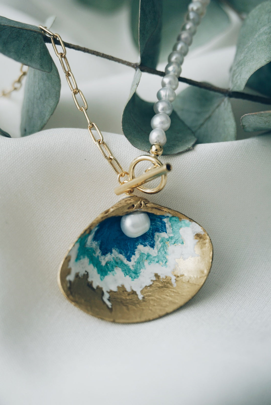 Green seashell chain  necklace