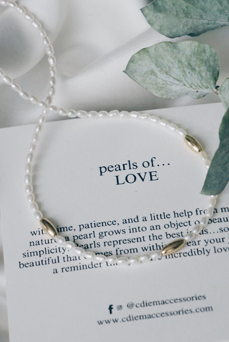 Oval bead pearl necklace