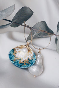 Monaco seashell earrings