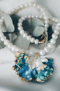 Olive moss pearl necklace