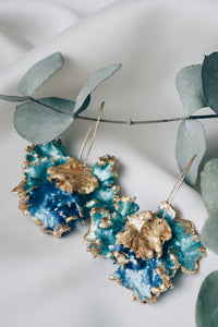 Gold moss earrings