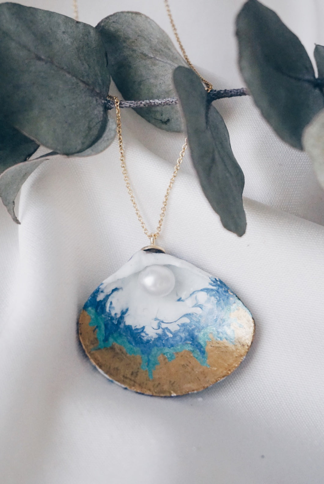 Pisa seashell necklace