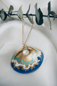 Lia sea shell chain necklace