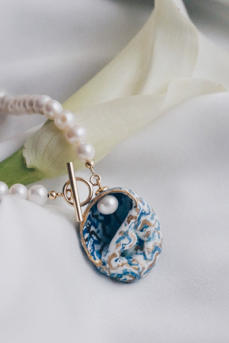 Matilda sea snail necklace