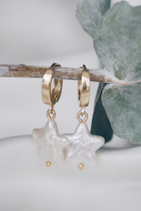 Star pearl hoop earrings
