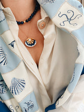 Lapis lazuli bead necklace