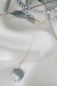 Grey amber pearl necklace