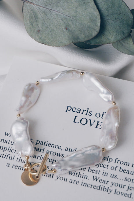 Biwa pearl bracelet