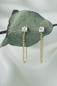 Chain stone stud earrings