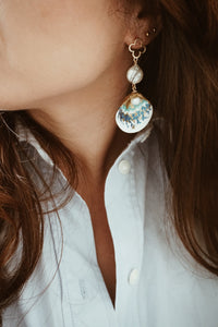 Mia seashell earrings