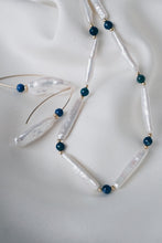 Paloma stick pearl necklace