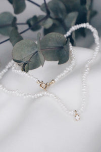 Delicate crystal pearl necklace