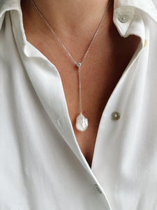 Silver stone baroque pearl necklace