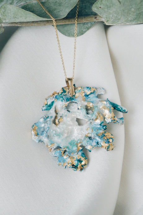Green moss chain necklace