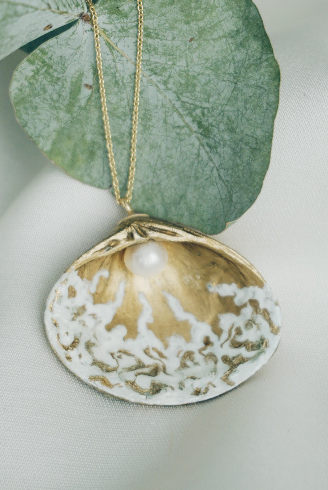 Lulu seashell necklace