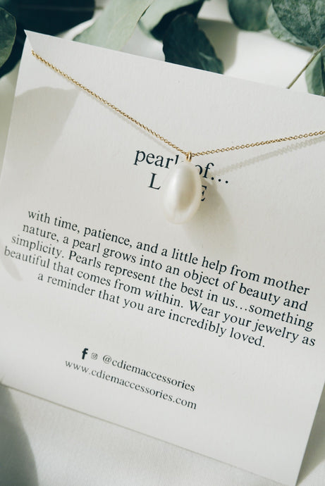 Drop pearl necklace