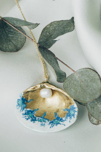 Blue seashell necklace