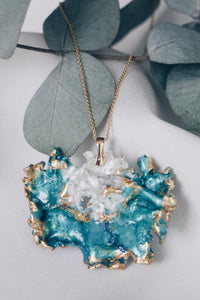 Green olive moss chain necklace