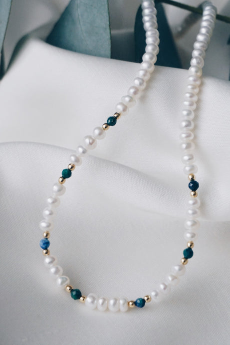 Azurite pearl necklace