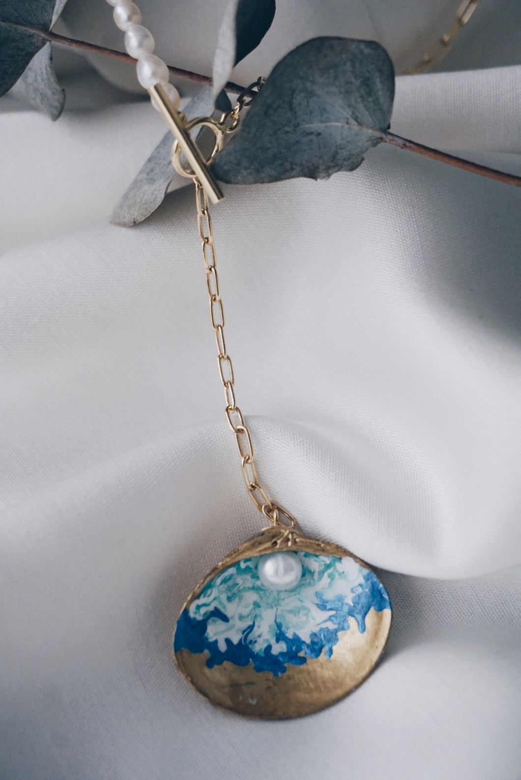 Summer seashell chain necklace