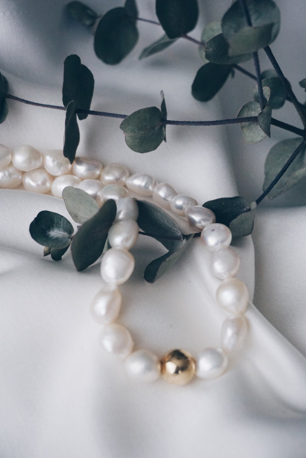 Lara bead pearl necklace