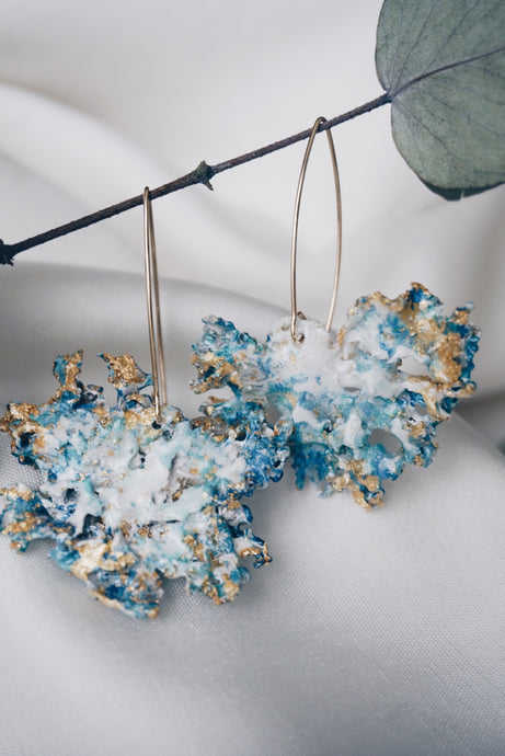 Blue moss earrings