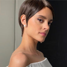 Mia white pearl earrings