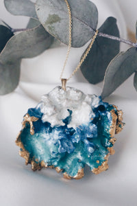 Paros moss chain necklace
