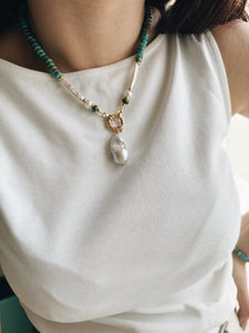 Paros baroque pearl necklace