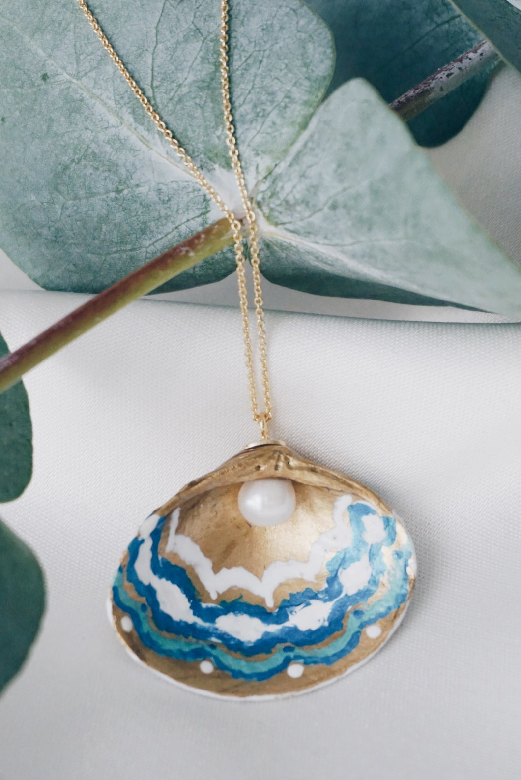 Blue moon seashell necklace