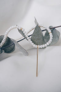 Bar pearl necklace