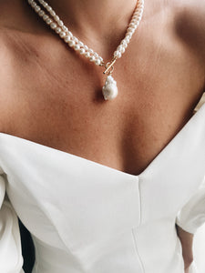 Double baroque pearl necklace