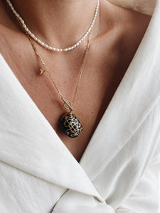 Black sea snail chain necklace