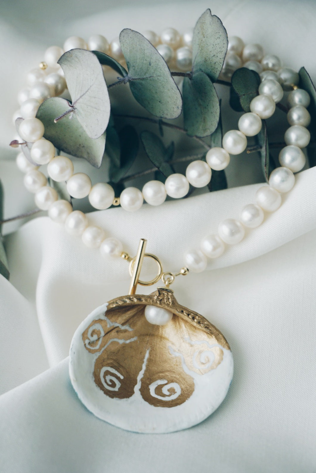 Paros seashell pearl necklace