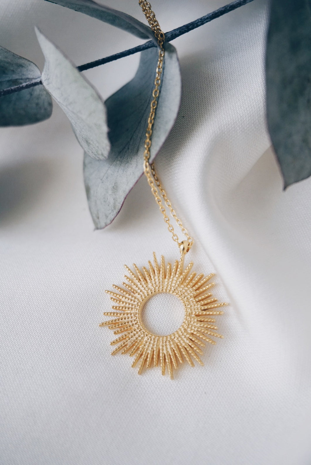 Sun chain necklace