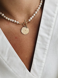 Fall coin pearl necklace
