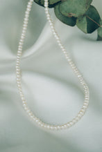Special mini pearl necklace