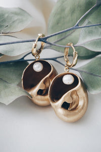 Gold earrings