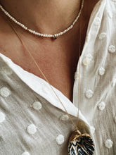 Black delicate crystal pearl necklace