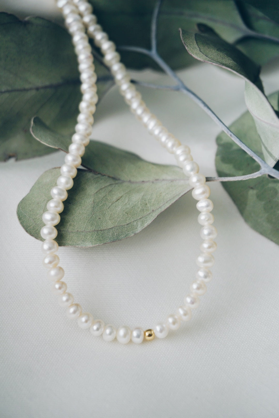 Ami bead pearl necklace