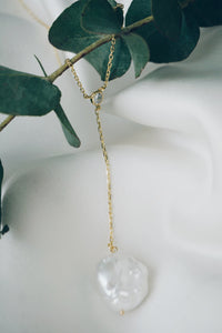 Special stone baroque necklace