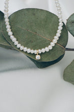Yves pearl necklace