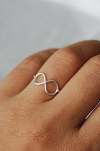Infinity ring