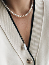 Rita medium pearl necklace