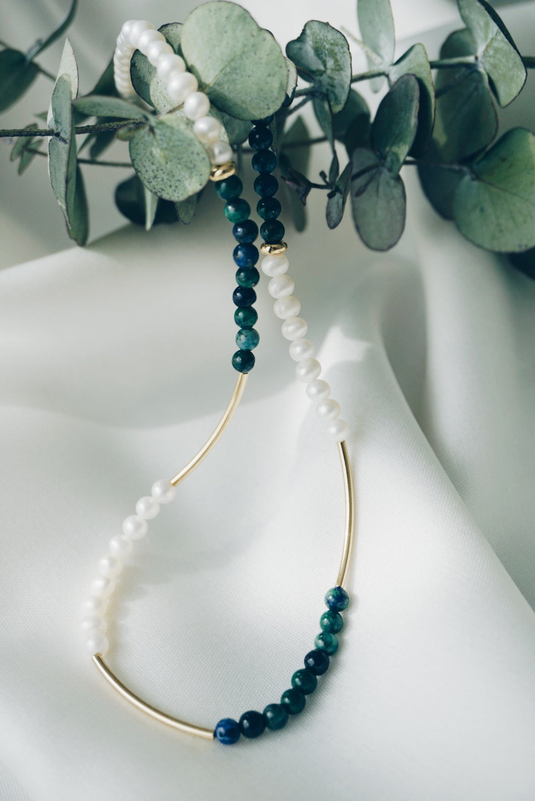 Alaia pearl necklace