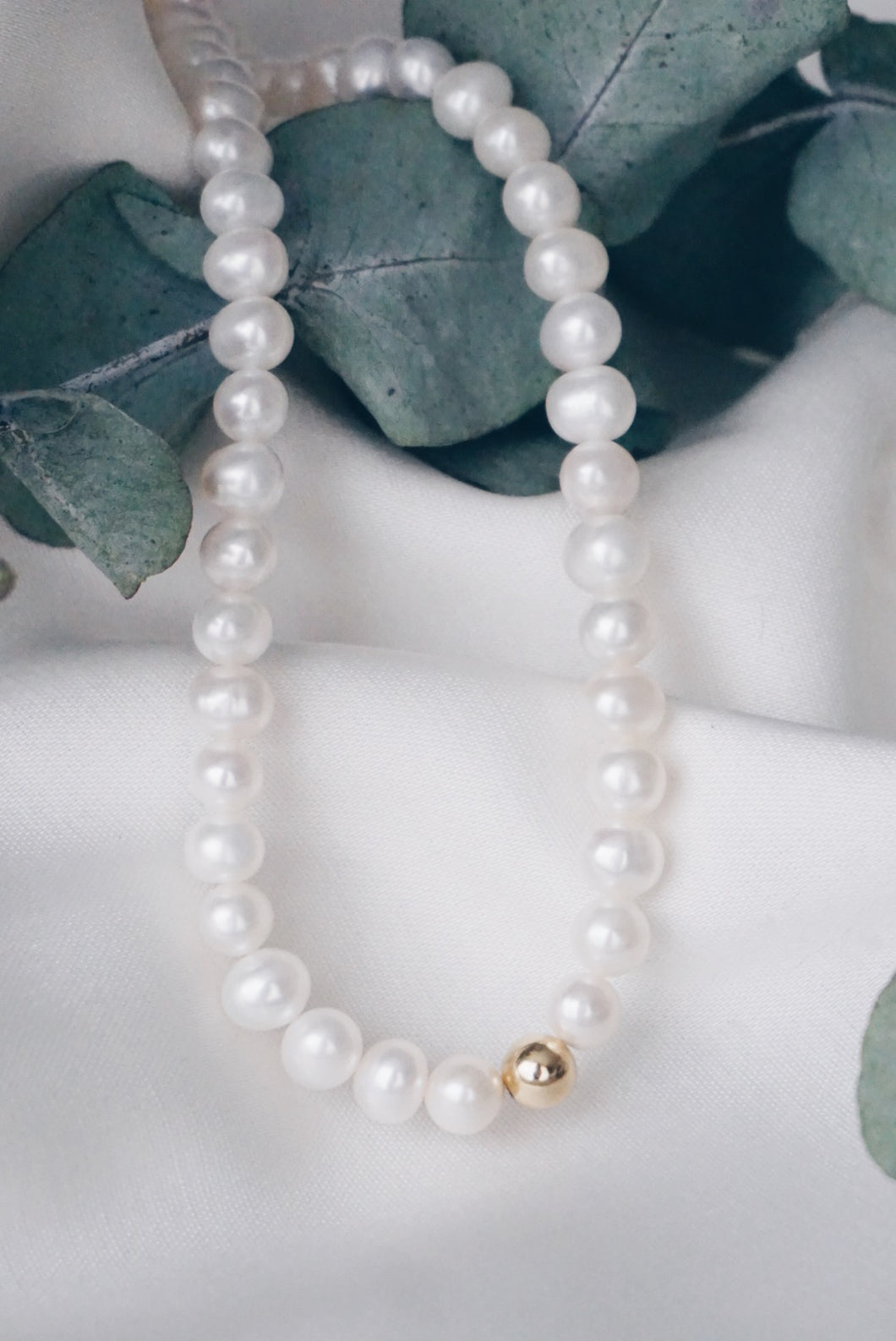 Rita medium pearl necklace