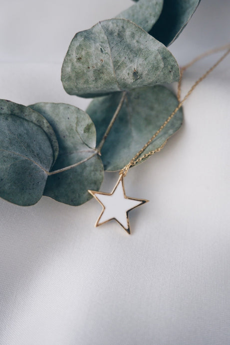 White blue star necklace