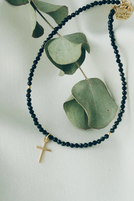 Cross spinel ankle bracelet